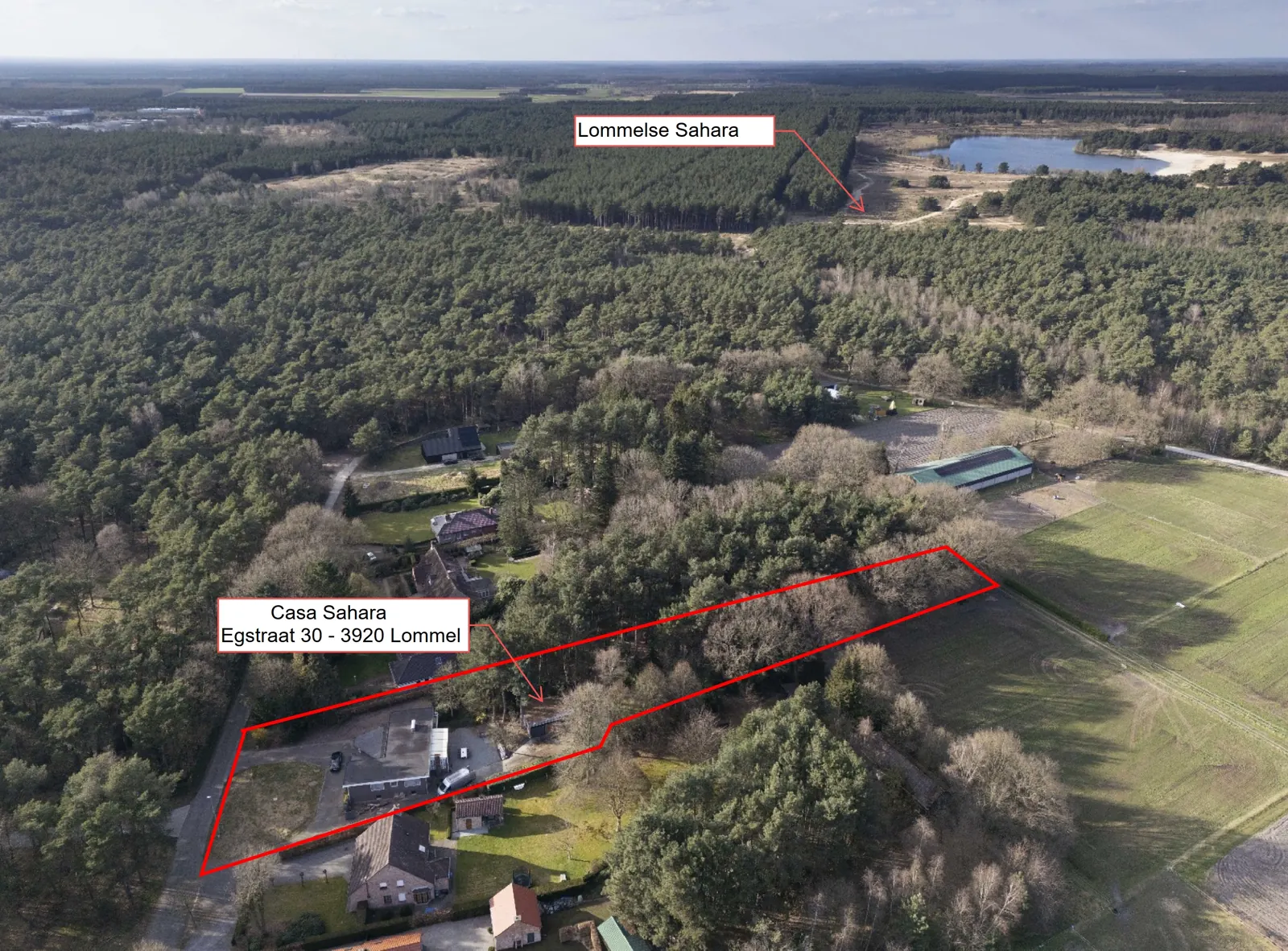 Luchtfoto van Casa Sahara en de omliggende natuur